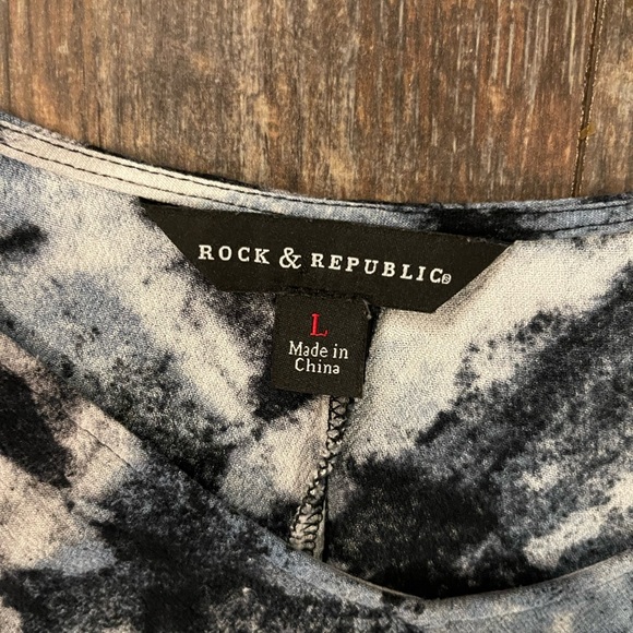 Rock & Republic Black and Gray Tie-Dye Blouse - Picture 2 of 3